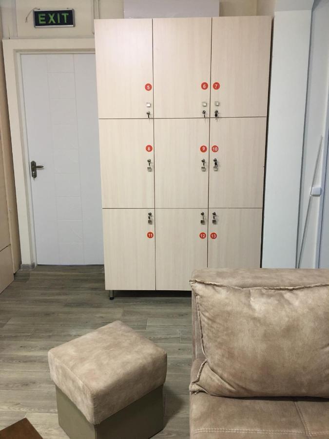 Bonvenon Capsule Hostel Jerevan Exteriör bild
