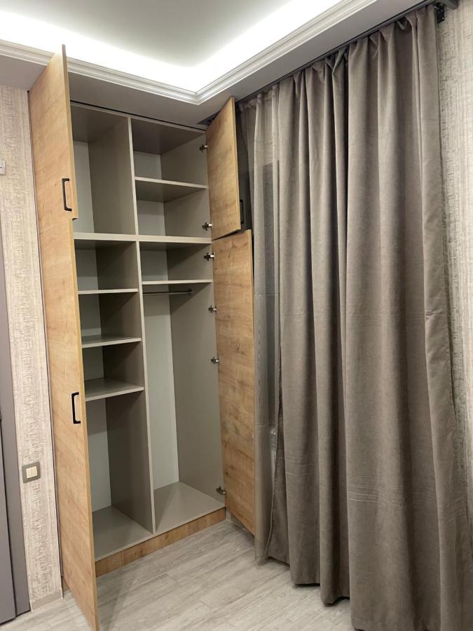 Bonvenon Capsule Hostel Jerevan Exteriör bild