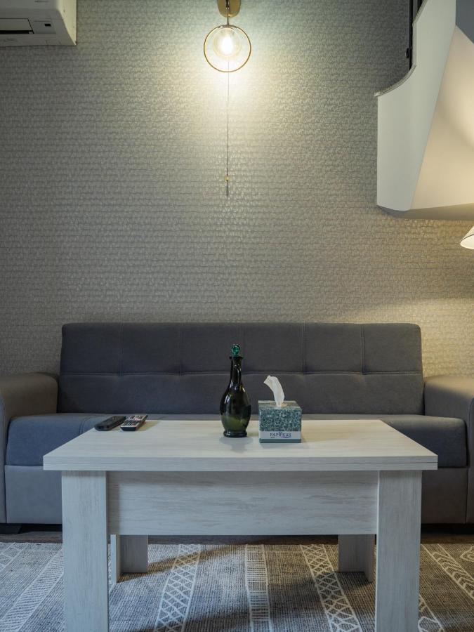 Bonvenon Capsule Hostel Jerevan Exteriör bild