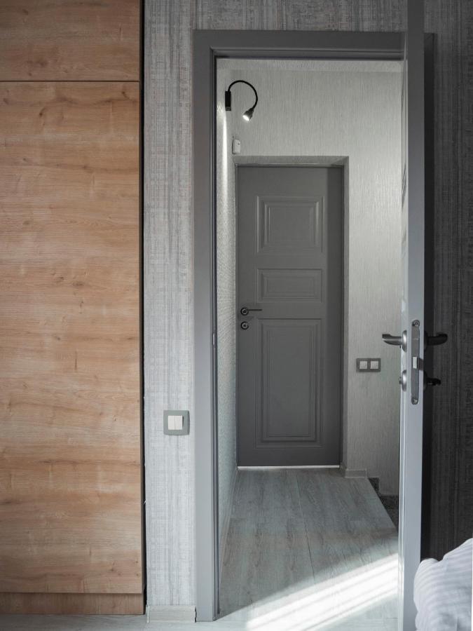 Bonvenon Capsule Hostel Jerevan Exteriör bild