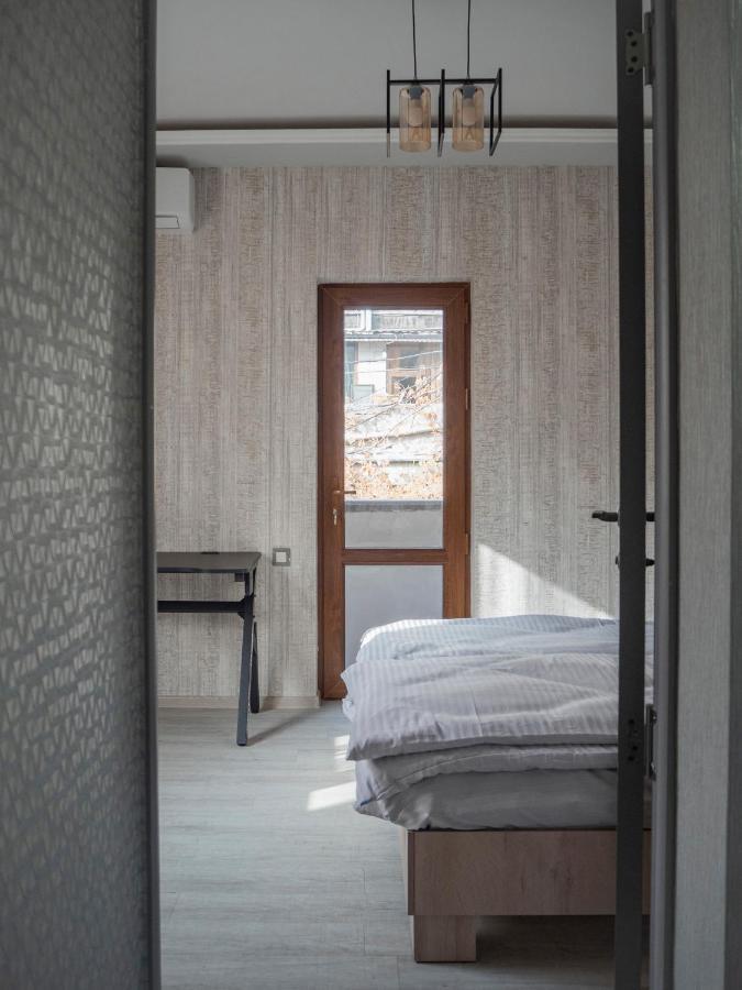 Bonvenon Capsule Hostel Jerevan Exteriör bild