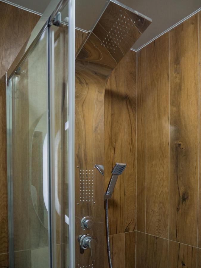 Bonvenon Capsule Hostel Jerevan Exteriör bild